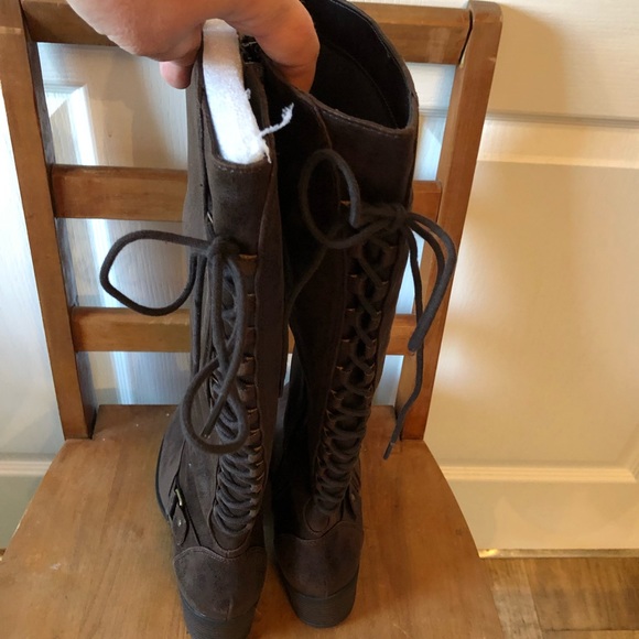 …..SALE….Lace up boots - Picture 3 of 6